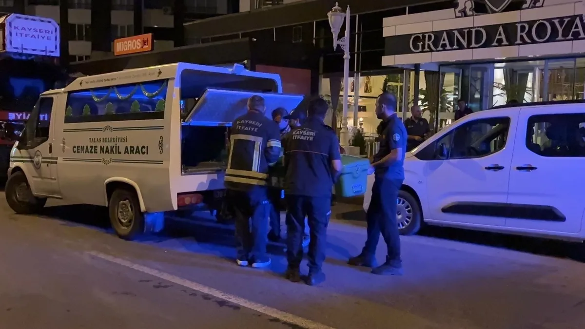 Kayseri'de otelde kan donduran olay: Genç kadını 5'inci kattan attığı öne sürülen şüpheli gözaltında hakkında ikinci haber görseli