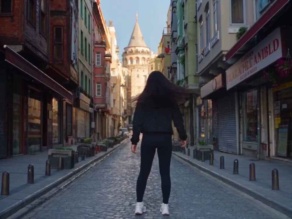 Yapay zekâ sadece ilerlemekle kalmadı, yakında herkes kendi filmini çekebilir.