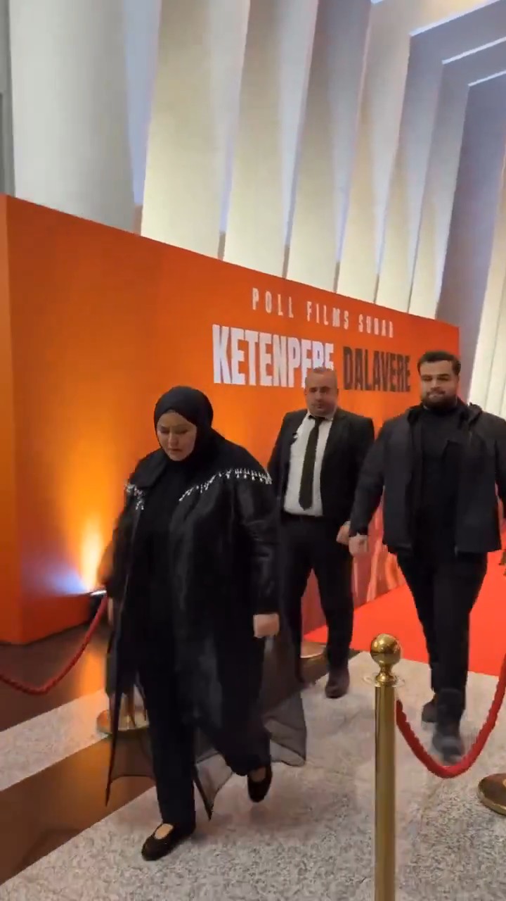 TikTok fenomeni Buket Yıldırım’ın korumalarıyla yürüdüğü görüntüler sosyal medyada gündem oldu