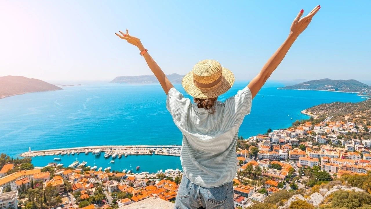 İran savaşı ve pahalılık Türkiye turizmini vurdu: Antalya ve Muğla’da otel fiyatları dip yaptı hakkında ikinci haber görseli