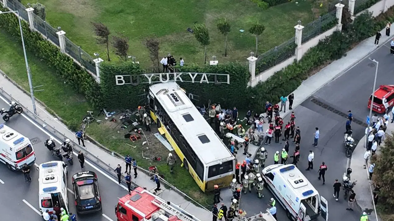 Zeytinburnu'ndaki otobüs kazasında can kaybı yükseldi