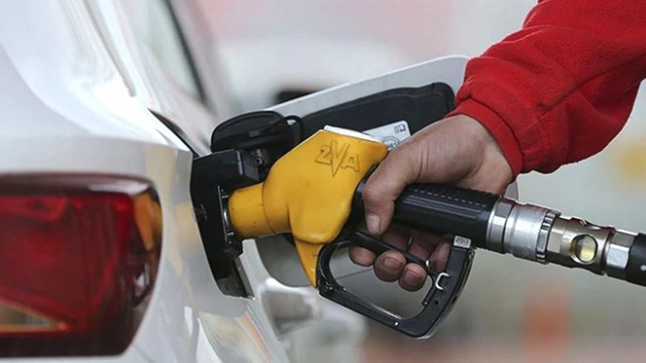 Motorinin ardından benzine de zam geliyor!